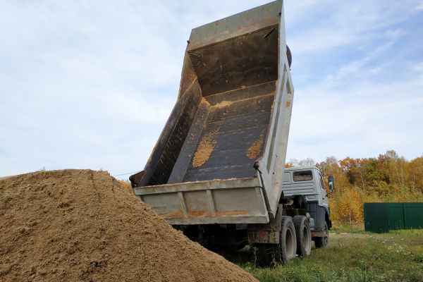 Topsoil Delivery in Buford