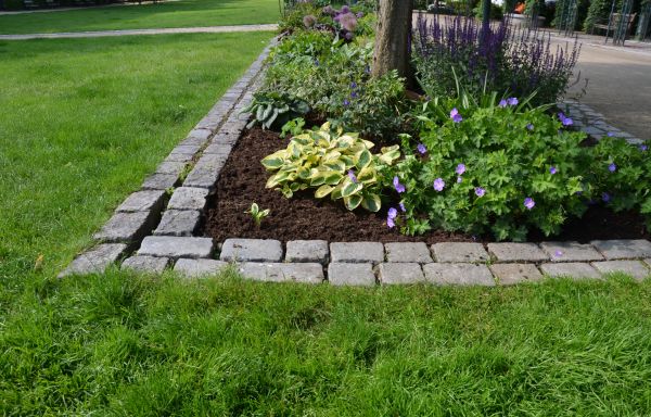 Flower Bed Mulching in Buford