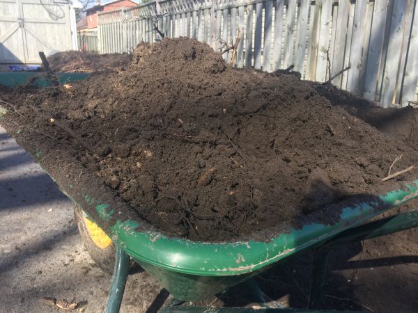 Residential Dirt Delivery in Buford