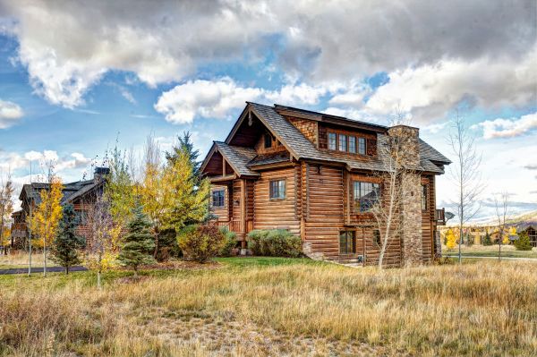 Cabin Landscaping in Buford